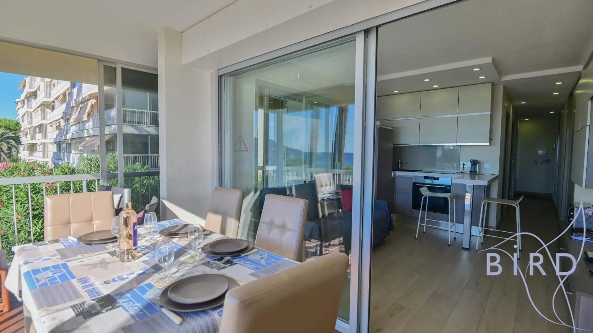 Breathtaking View Of The Big Blue Apartment Cannes 0*,